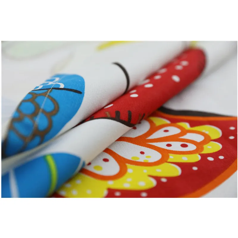 Прямоугольная скатерть домашняя квадратная для обеденного стола цветная