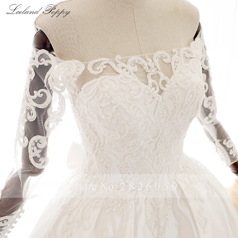 Женское свадебное платье с открытыми плечами трапециевидной формы | Свадьбы и