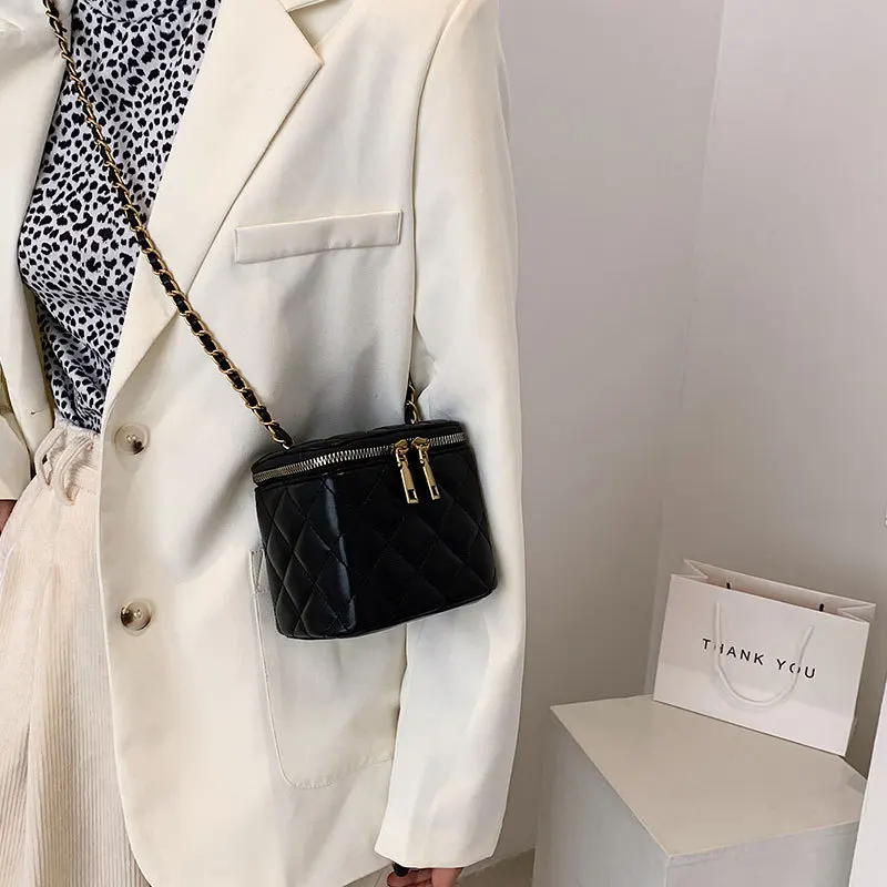 Мини-сумка женская 2021 новая трендовая модная ромбовидная вышитая нитка