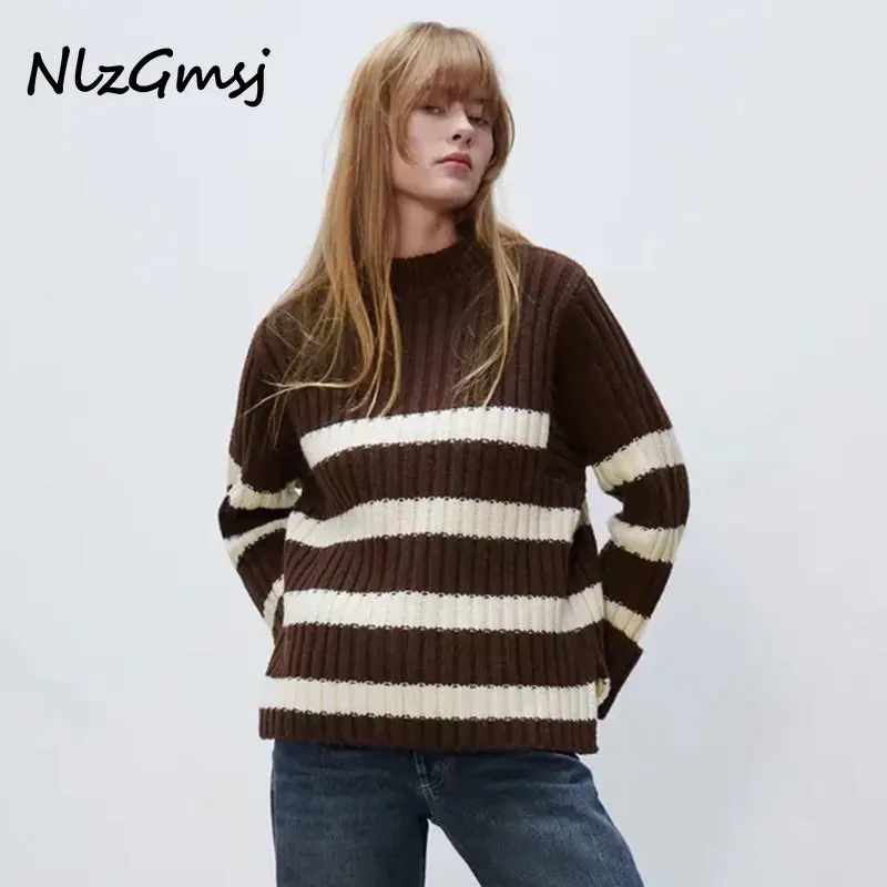 

Женский свитер в полоску с длинным рукавом, круглым вырезом