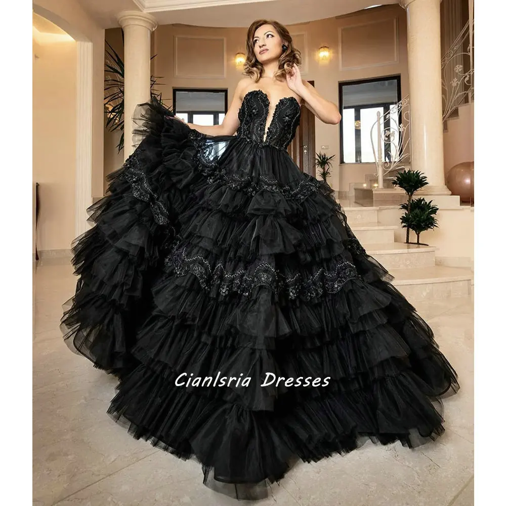

Black Sleeveless Tiered Ruffles Ball Gown Quinceanera Dress Sweetheart Appliques Crystal Beading Sweet 16 Vestido De 15 Anos