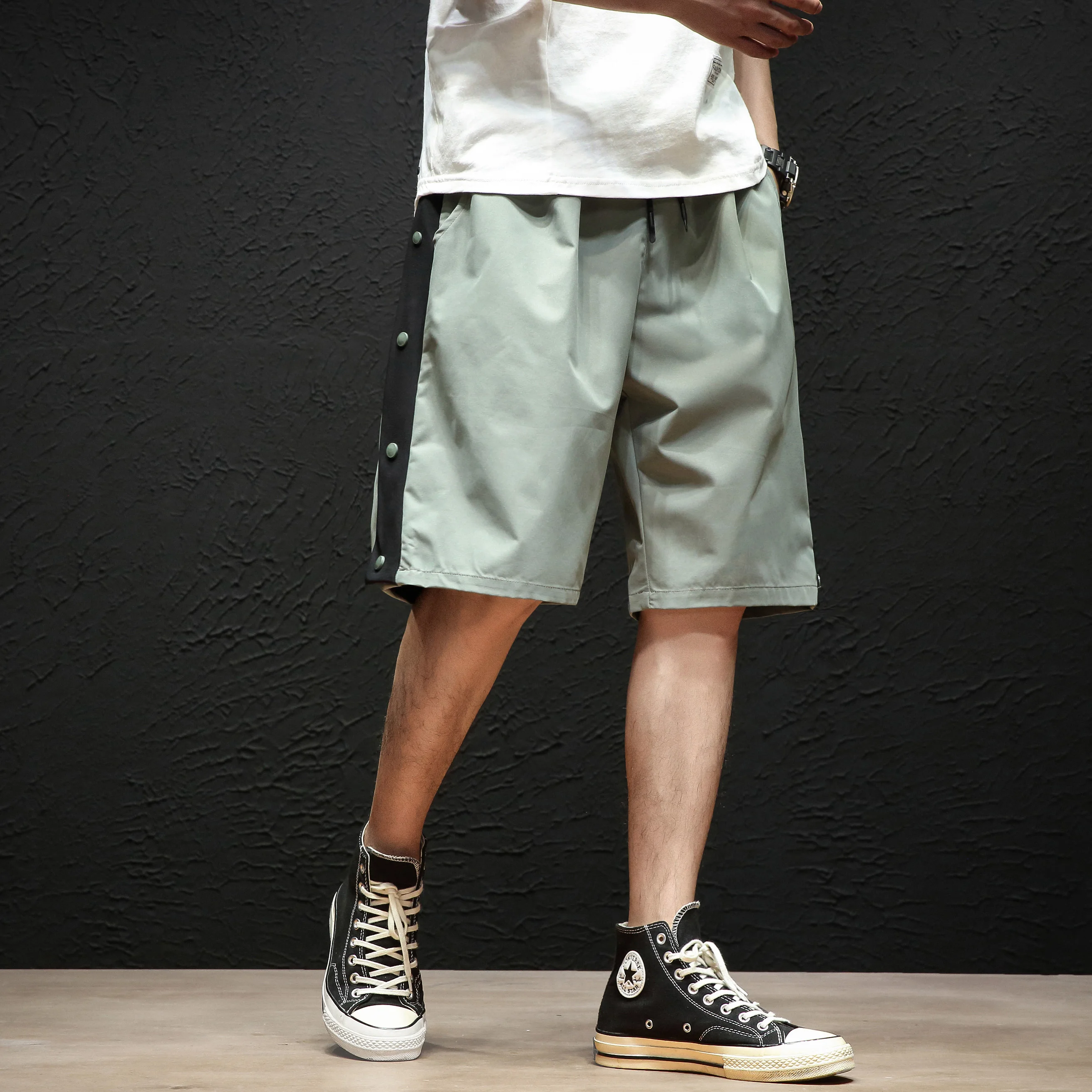 

Men's Cargo Shorts 2021 Comfortable Drawstring Elastic Waist Casual Male Shorts Knee Length Streetwear Hip Hop Shorts Men