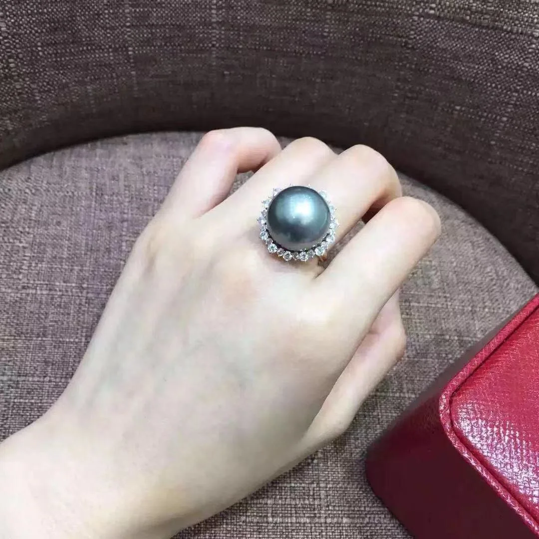 

New Australian White Pearl Ring Round Strong Light Black Pearl Temperament Ring Female Jewelry