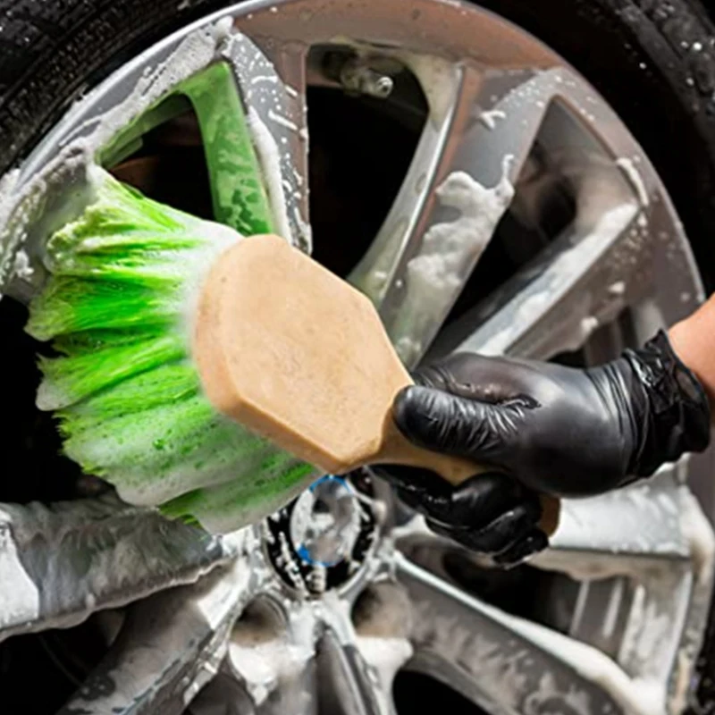 

Car-Specific Short-Handled Fur Tire Wheel Cleaning Brush, Carpet Foot Pad Cleaning Brush, Multifunctional Brush