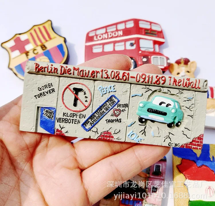 Магнитные наклейки на холодильник 2020 Берлинская стена Германия Франция