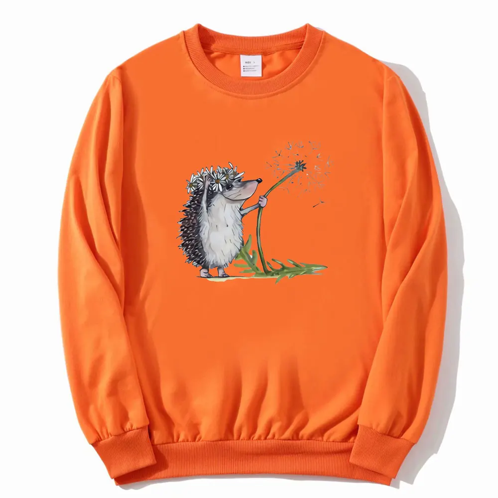 

Hot Sell Cute Hedgehog Wearing A Wreath New Sweatshirt Women Korean Fashion Style Sweatshirts Ulzzang Men Casual Loose Pullover
