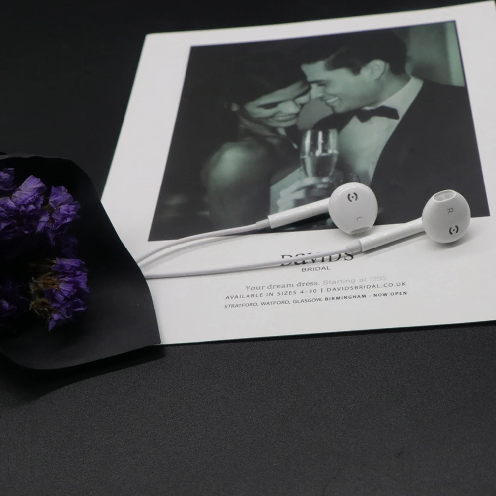 Белые проводные наушники-вкладыши шумоподавление без потерь Hi-Fi стерео удобная