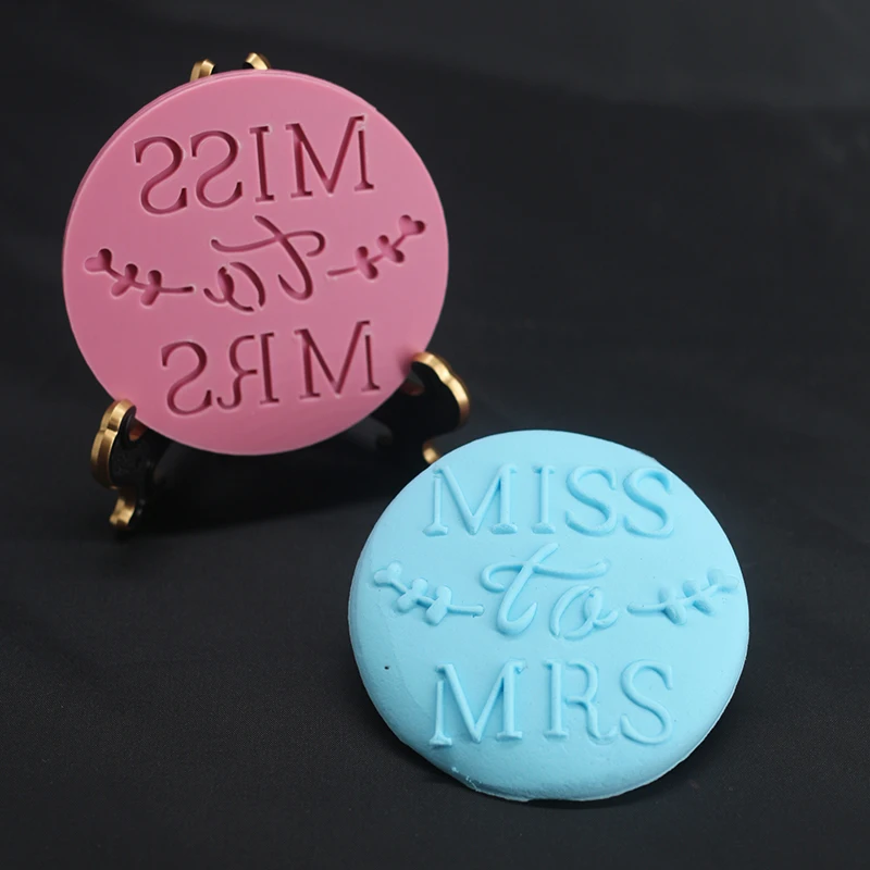 New Bride to be MR and Mrs Cookie Cutter Mould 3D Fondant Cake Embosser Stamp Mold Wedding Biscuit Decorating Tools | Дом и сад