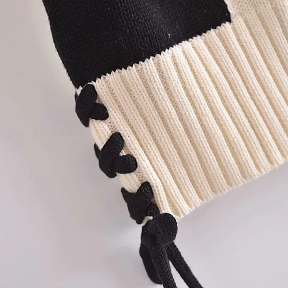 

Za Women 2021 New Fashion Side Strap Decoration Cropped Knit Vest Sweater Vintage Crochet Pattern Female Waistcoat Chic Tops