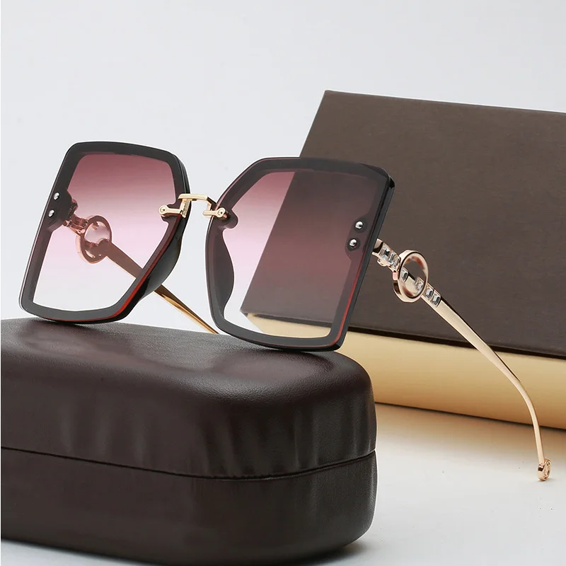 

2021 New Square Sunglasses Women Vintage Letter Frame Sun Glasses Luxury Brand Design Classic Shades Driving UV400 Gafas Oculos