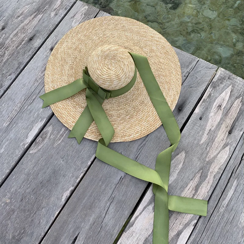 

Hat lady summertime big brim French retro Hepburn elegant straw hat seaside versatile beach sun protection hat