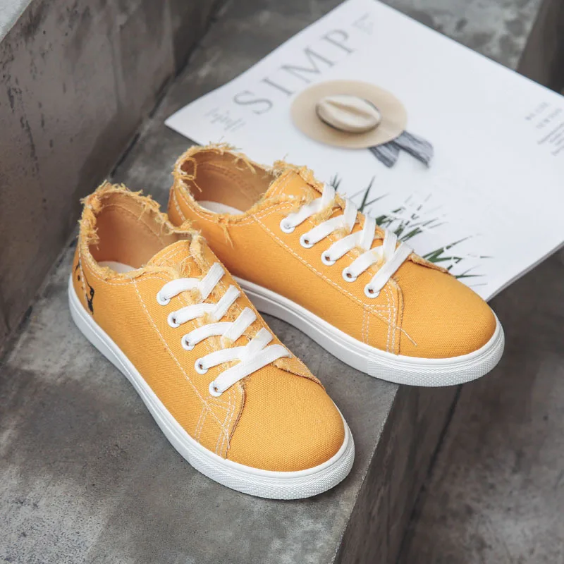 

Classic Women Canvas Shoes New Flats Women Vulcanized Shoes Female Casual Shoes Lace-Up Shoes Women