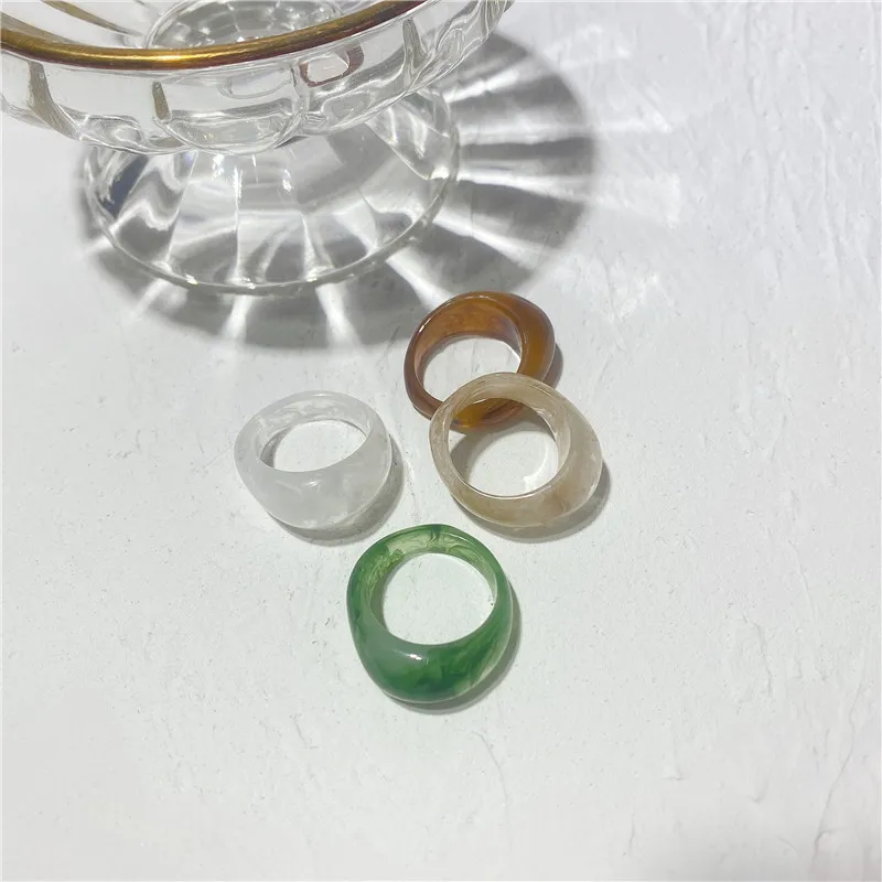 

Rings For Women 2021 Vintage Resin Pattern Transparent Ring Everyday All-match Ring Size 4 Colors Simple Jewelry Party Jewelry