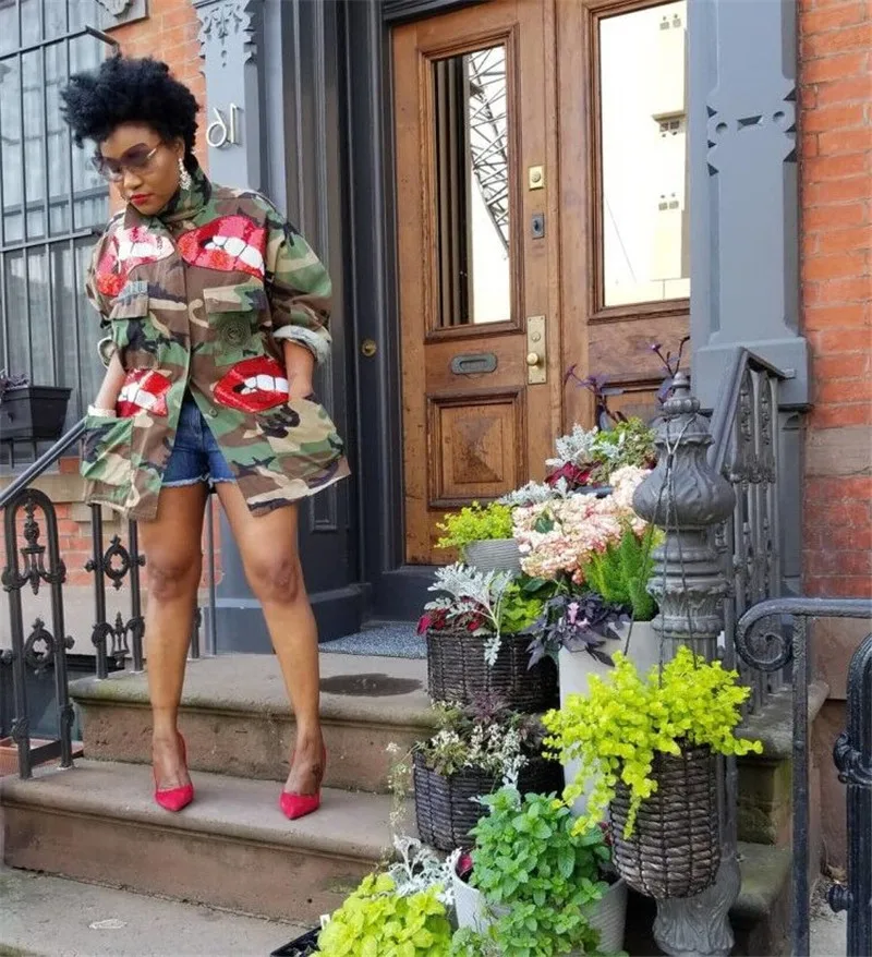 Осенне-зимняя камуфляжная куртка с блестками и губами Женское пальто высоким