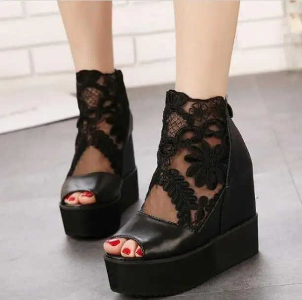 

Новинка; Женские сандалии на танкетке Лето увеличение толщины красивые босоножки с открытыми пальцами и Туфли с ремешком и пряжкой с открытым носком, на высоком каблуке, повседневная обувь женская обувь