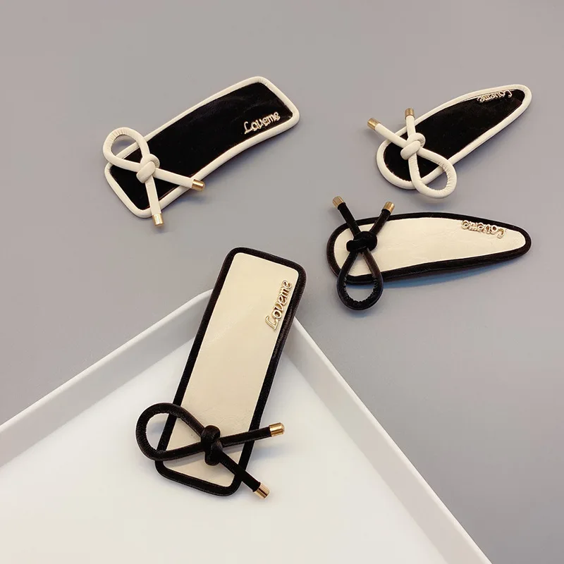 

2021 New Arrival Hair Jewelry Accessories Simple Black and White Classic Hair Clips French Barrettes For Women Girls Tiara