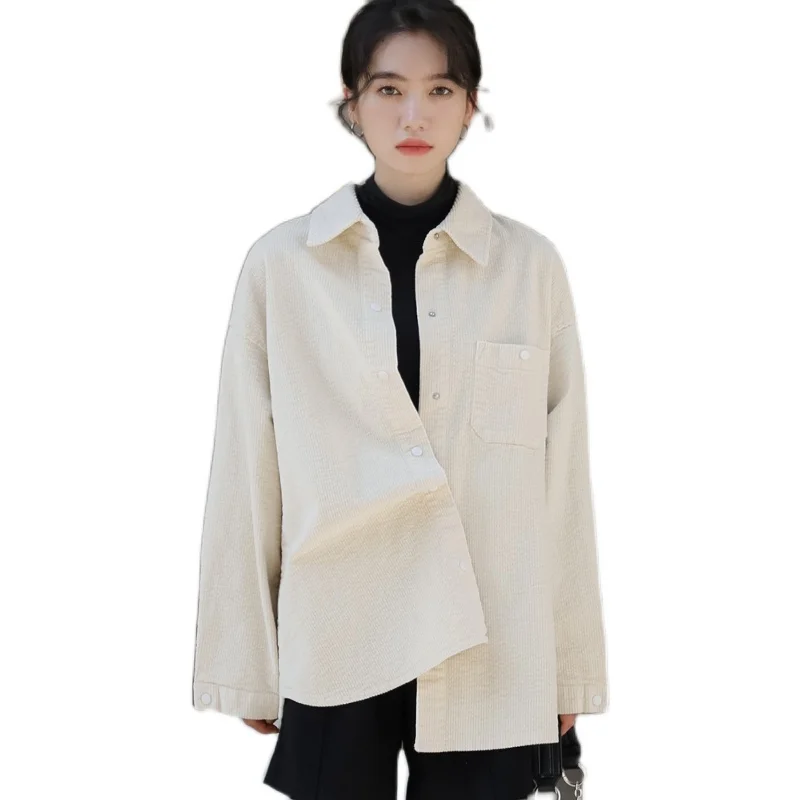 

Temperament of restoring ancient ways to film the new corduroy loose leisure shirt joker single-breasted coat