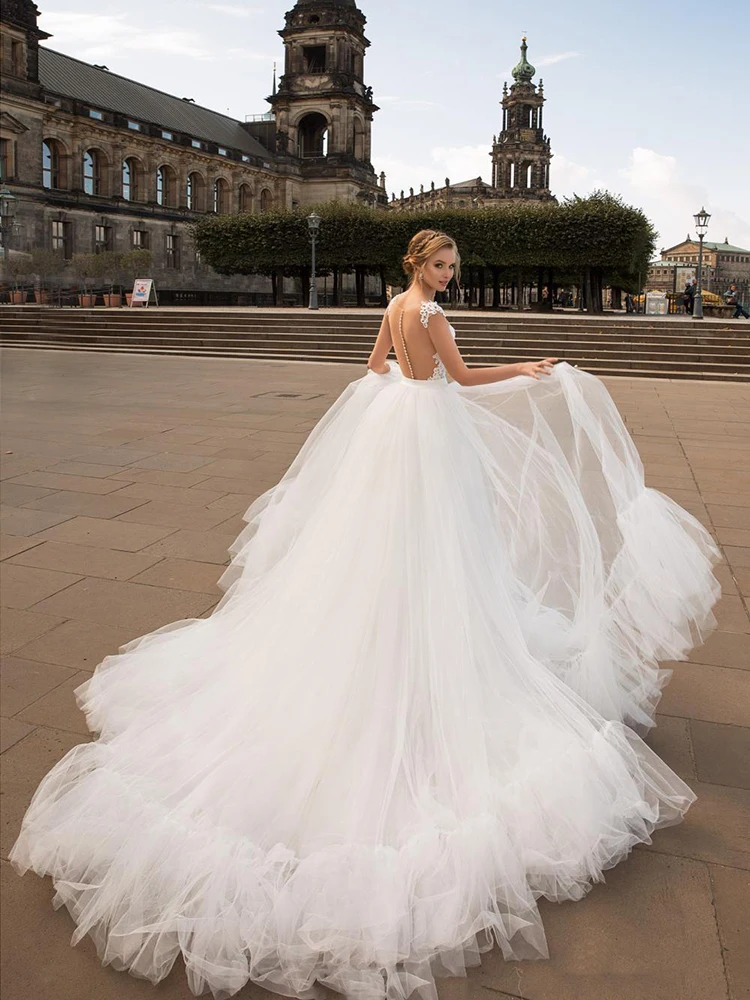 

Hi Shy Bride New Simple Wedding Dress Backless Sleeveless Design Chiffon Lace Bride Dresses Princess Dress Plus Size Tailor-made