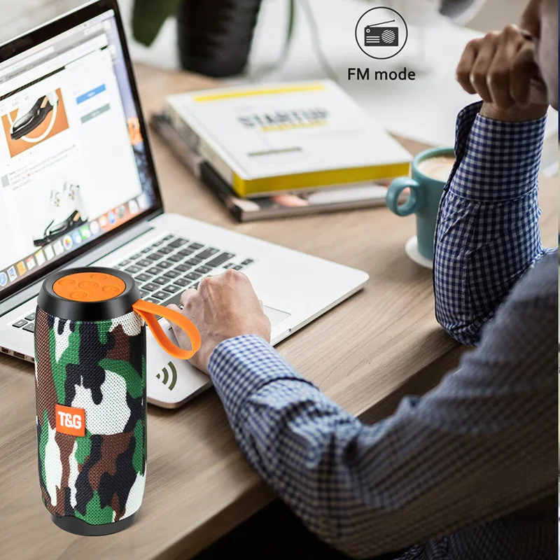 

Waterproof Outdoor Portable Speaker Column Speaker Wireless Bluetooth Speaker with Mic FM Radio MP3 Bass Sound-Box Hands-free