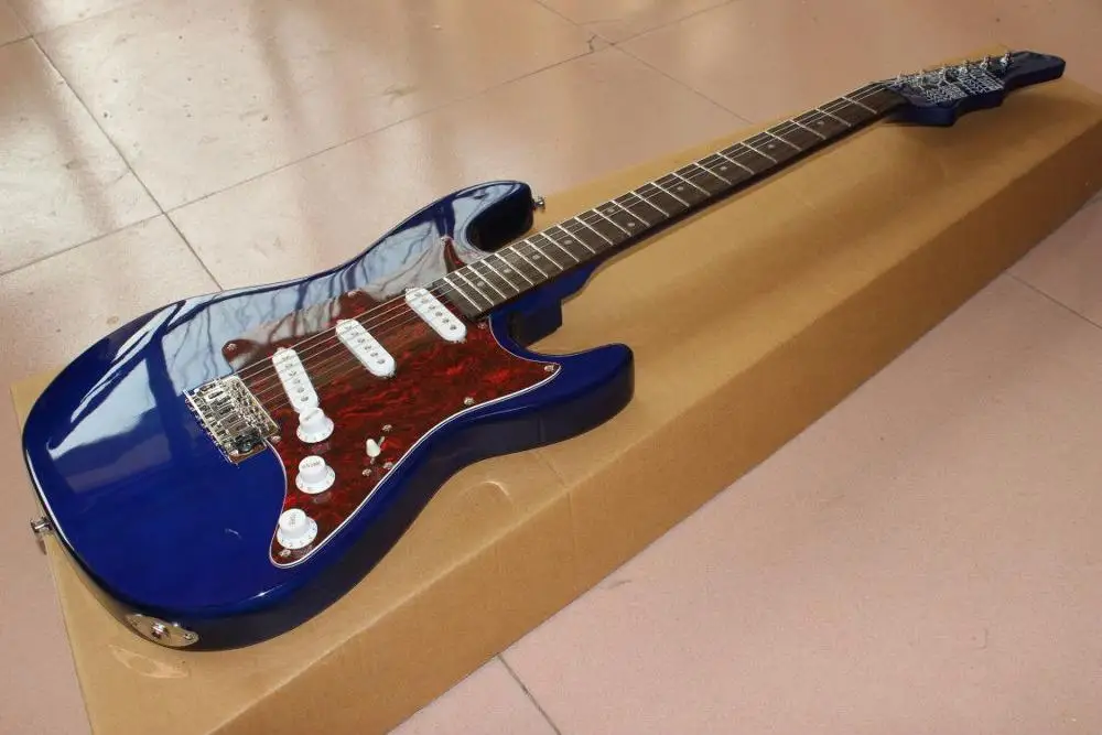

New style 6 stings blue color electric guitar,rosewood fingerboard guitarra,high quality pickup gitaar.real photos