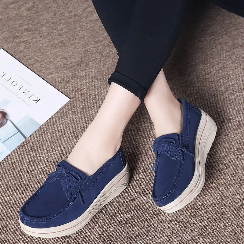 Новая модная обувь Женские замшевые туфли на плоской подошве Женская