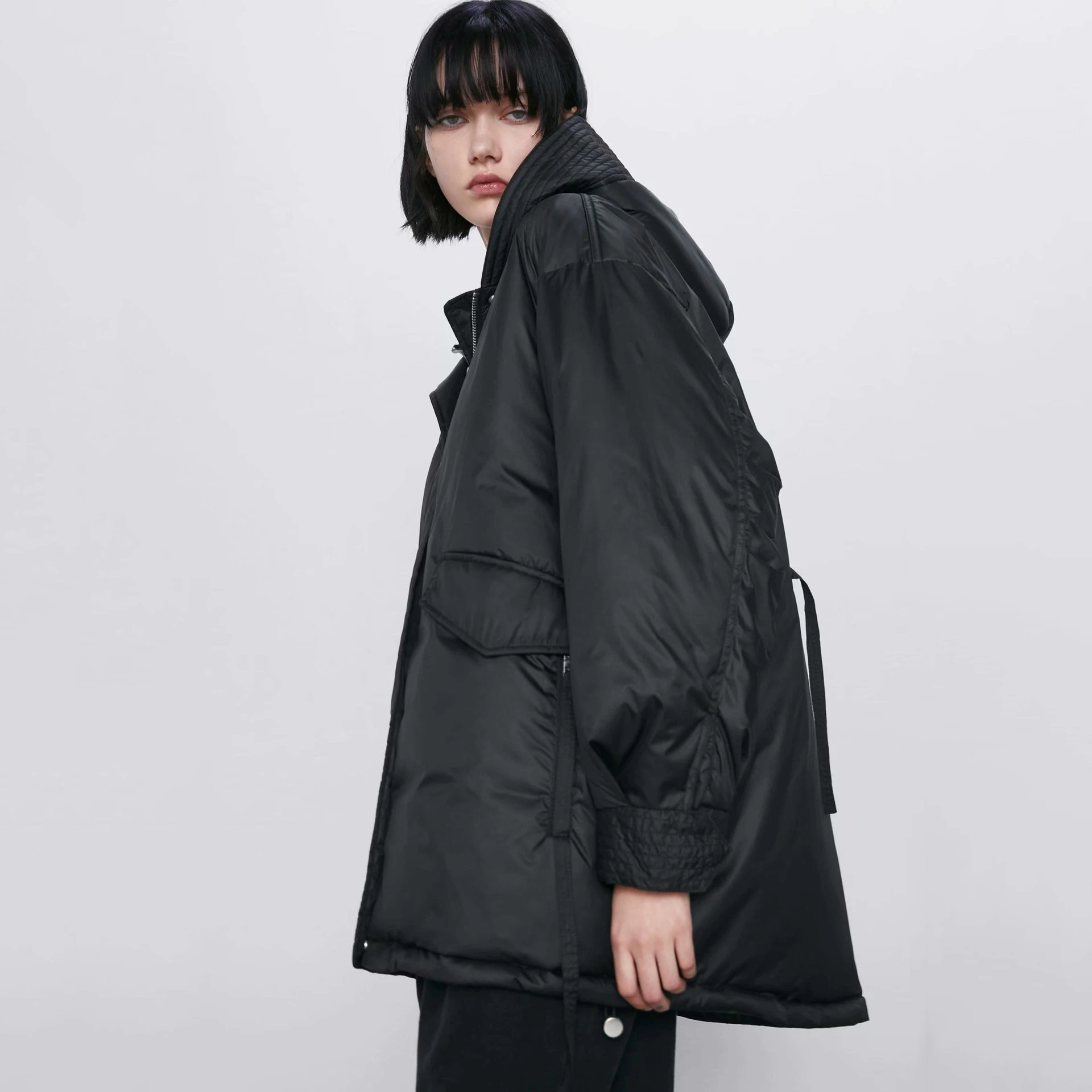 Женская куртка с капюшоном ZA черная Повседневная Толстая теплая на молнии