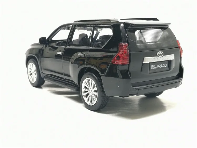 Высокая симитация 1:32 TOYOTA LAND CRUISER PRADO металлический сплав Модель автомобиля игрушки с вытягиванием назад для детей подарки на день рождения