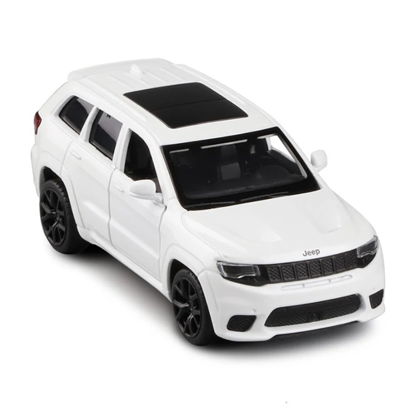 Игрушечный автомобиль Grand Cherokee Trackhawk в масштабе 1/36 модель игрушечного автомобиля