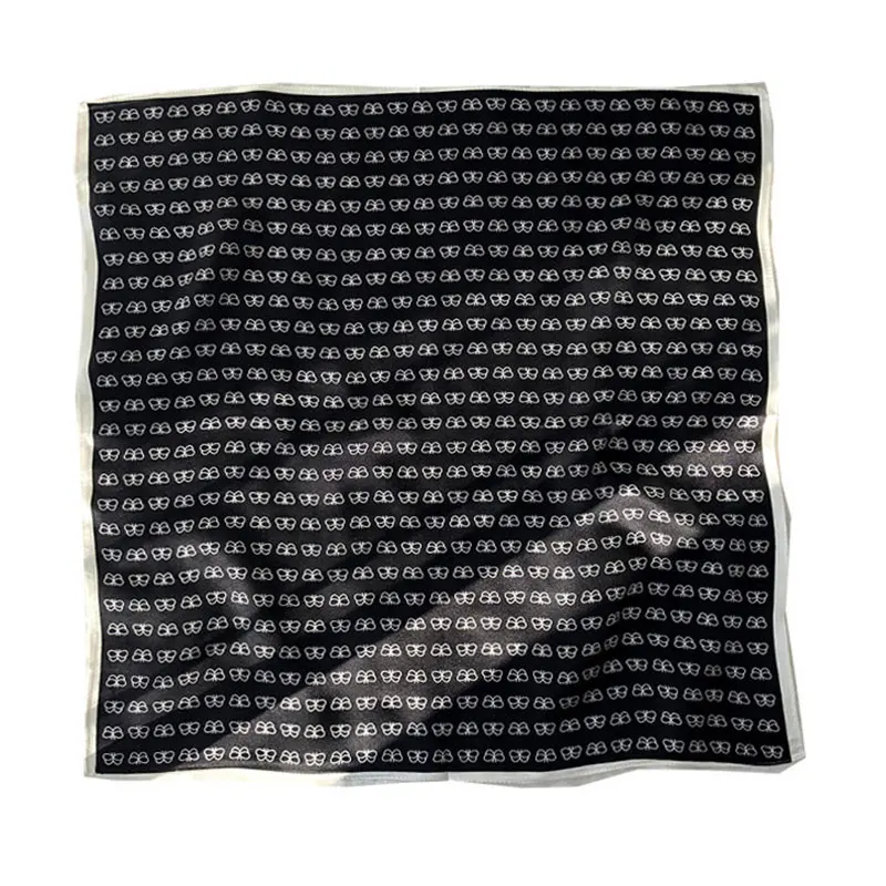 

Luxury Brand 2021 Square 100% silk scarf beach stoles female foulard shawls wrap hijabs scarves High Quality Fashion Bandana
