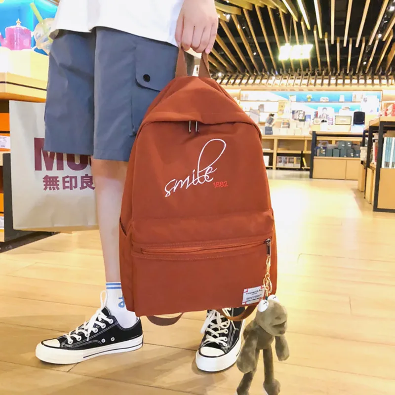 Женский рюкзак с изысканной вышивкой водонепроницаемый нейлоновый лягушкой для