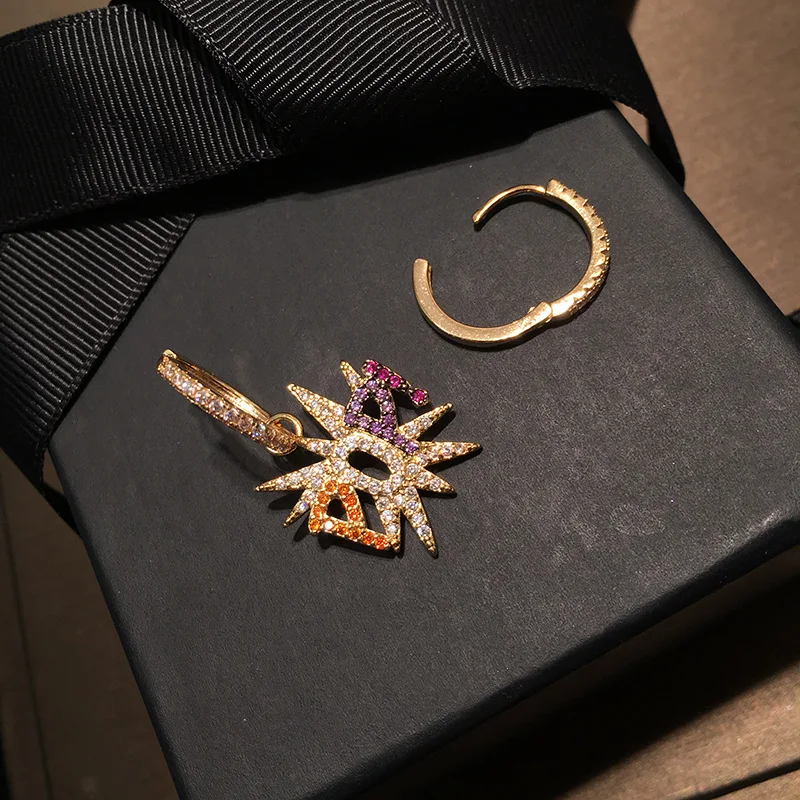 

Fashion POP Letter Earrings Necklace Inlaid Crystal Diamond Color Gold Designer 2021 Creative Trend New Earrings For Women