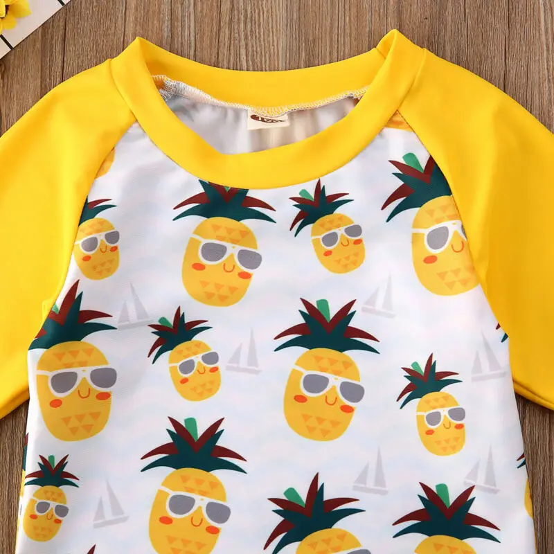 Женский купальник из двух предметов с коротким рукавом |