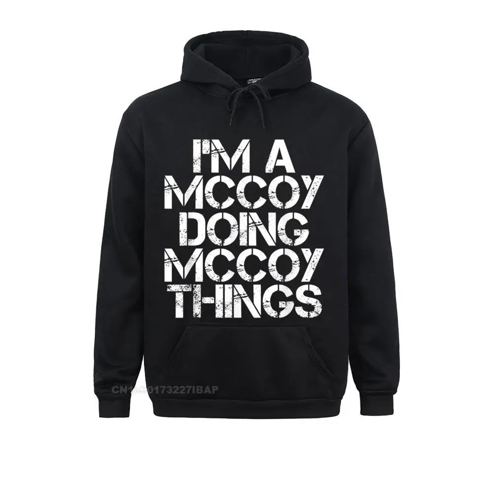 Забавный пуловер MCCOY с капюшоном и надписью семейное дерево