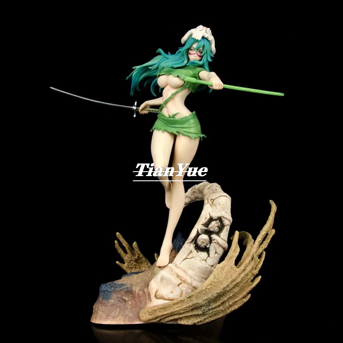 

Bleach Neliel Tu Oderschvank GK MH014 Action Figure Model Decoration 28cm