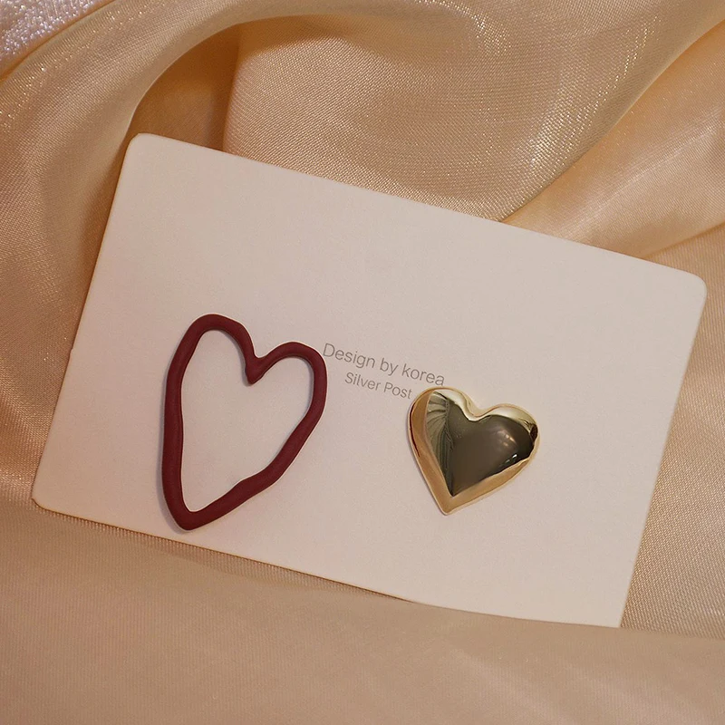 

Korean Hot 14k Gold Jewelry Real Gold Charming Asymmetric Heart Earrings for Women Top High Quality S925 Silver Needle Party