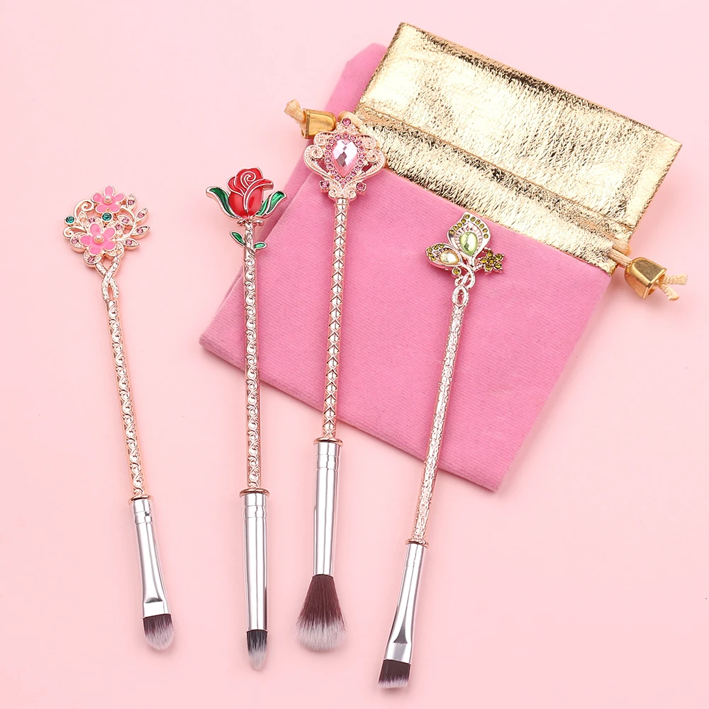 Красота и с рисунком из мультфильма Красавица Чудовище Розы набор кистей для