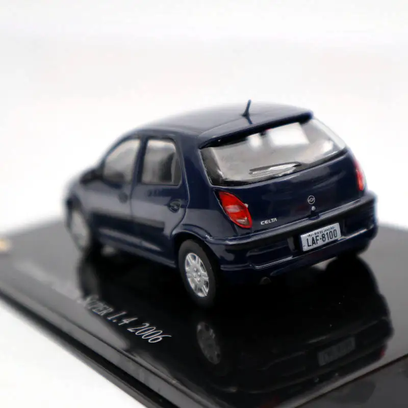 IXO 1:43 Chevrolet Celta Super 1 4 2006 темно синие модели литья под давлением коллекция