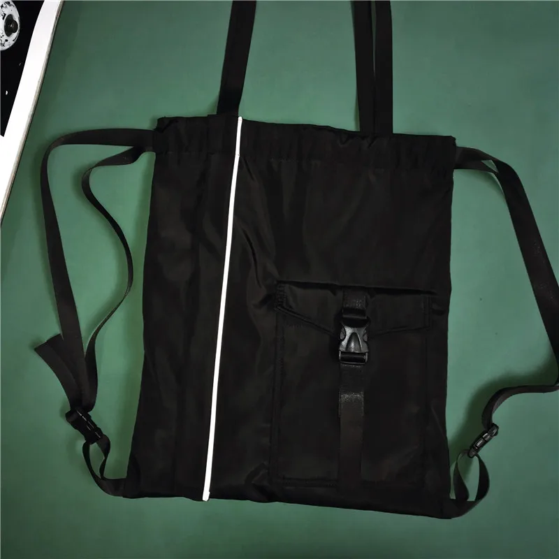 Сумка на плечо для женщин и мужчин черные мессенджеры водонепроницаемые