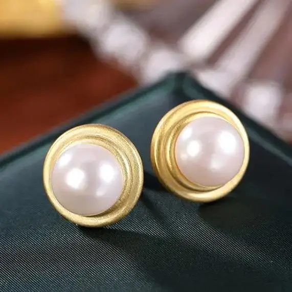 

S925 Sterling Silver Natural Pearl Grace Personalized Conch Niche Women's Baroque Stud Earrings Simple Elegant Accessories