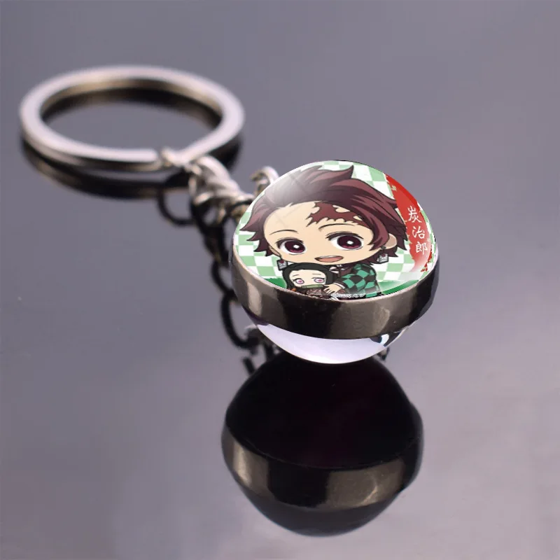 Цепочка для ключей с изображением рассекающего демонов декоративная