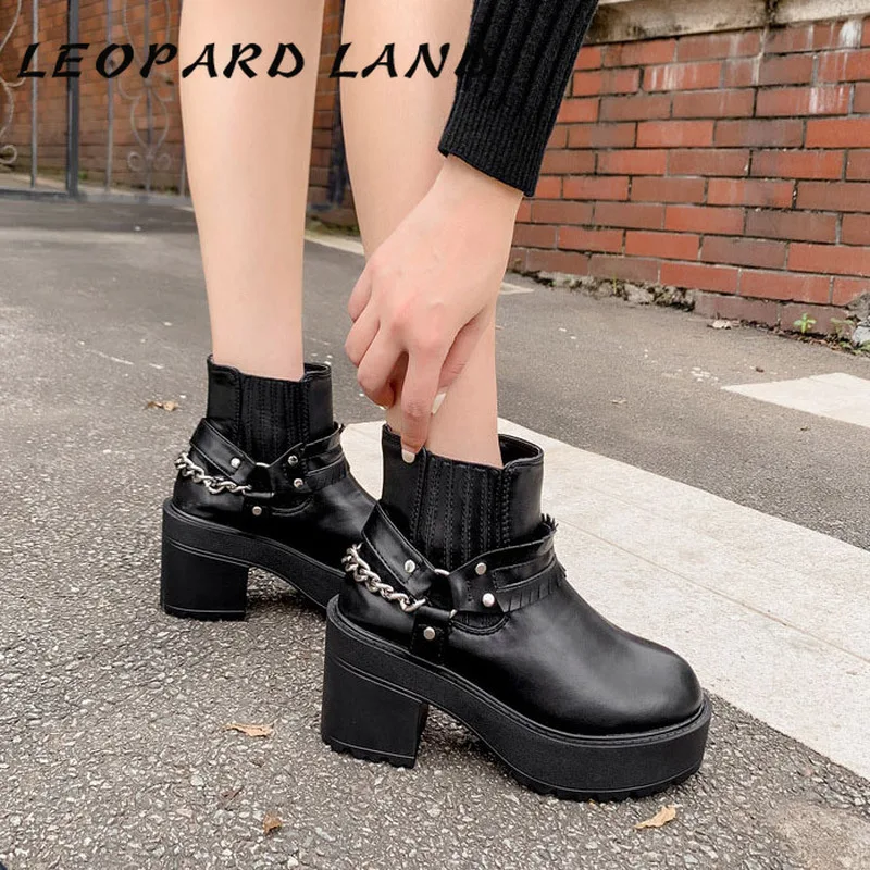 Новинка Сезон осень зима Классическая обувь на толстой водонепроницаемой