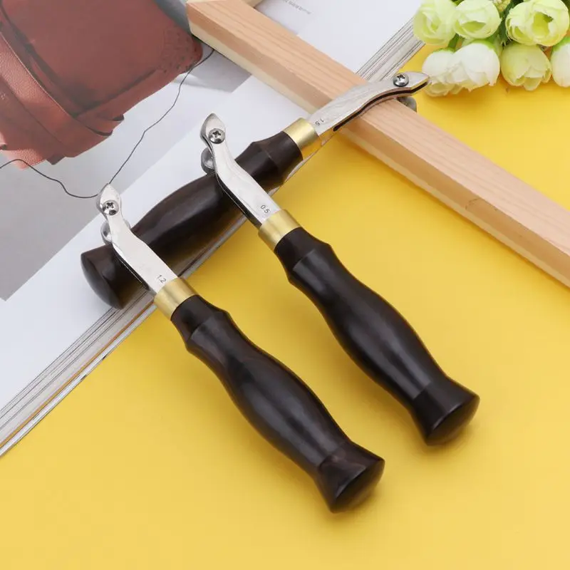 

Adjustable Stainless Steel Creaser Press Sideline Edge Ebony Handle Leather Craft Tool DIY 0.5/1.2/1.5mm