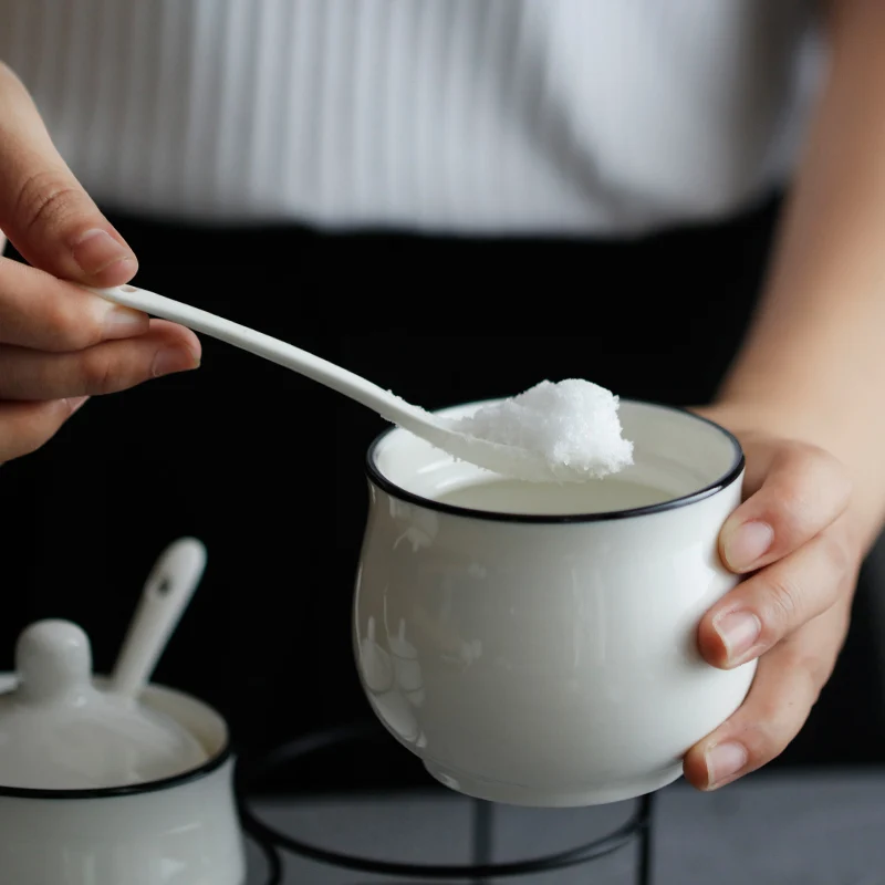 

3 Pcs/SET Europe Type Ceramic Seasoning Box Seasoning Bottle Spice Cans Set Kitchen Utensils Household Set