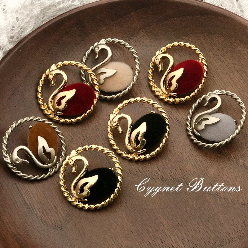 

6pcs 22mm Swan Hollowed Buttons for Clothing Sweater Women Retro Metal Coat Cardigan Suit Dress Decor Needlework Sewing