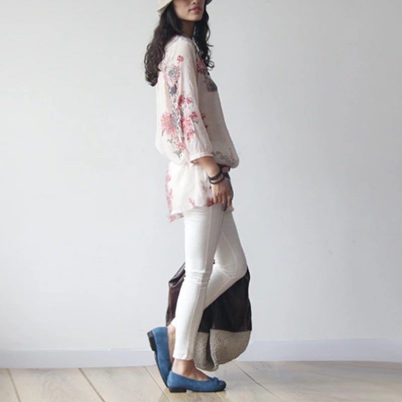 

Women's Cotton and Linen Floral Loose Mid-Length 3/4 Sleeve Shirt Korean Art Style