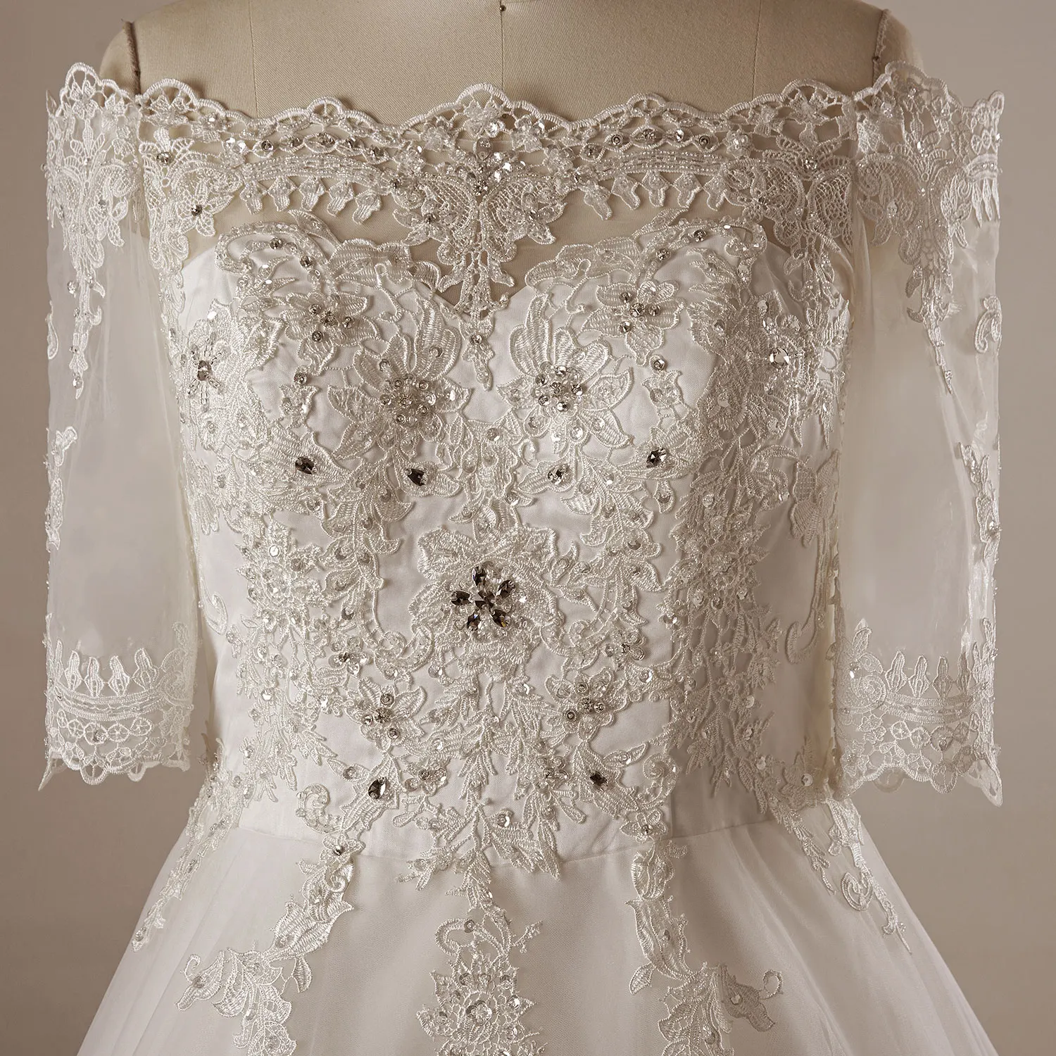 Свадебные платья длина до пола Милая А-силуэт llusion Аппликации спинки собора Поезд