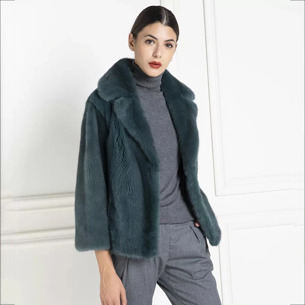 Женская шуба из натурального меха норки с воротником лацканами - купить по