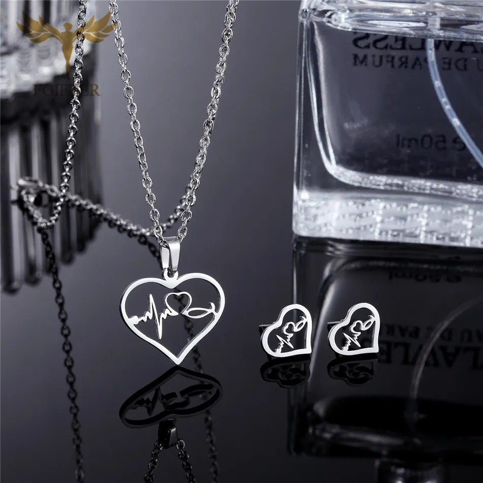 Набор ювелирных изделий для влюбленных колье с сердечком серьги модное Золотое