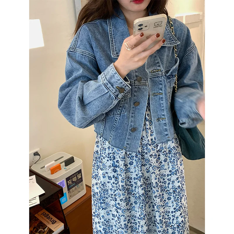 Джинсовая куртка пальто корейская Свободная с карманами и отворотами короткая