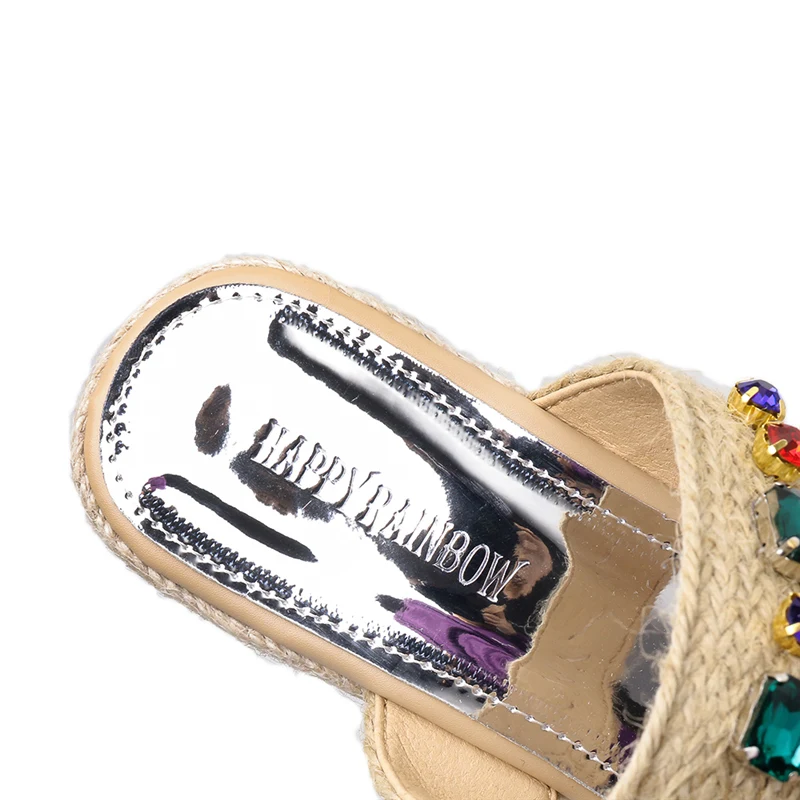 2019 г. Женские босоножки на танкетке высоком каблуке 10 см украшенные кристаллами